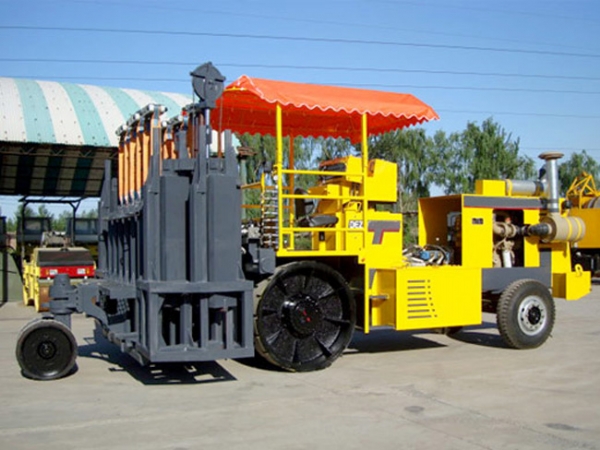 多錘頭破碎機TR400