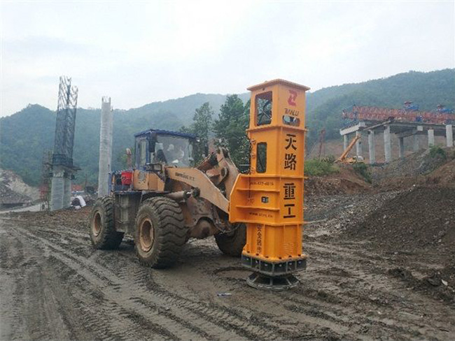 陜西路橋安康至嵐皋高速三標